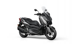 2017-yamaha-x-max-300a-eu-matt-grey-studio-001